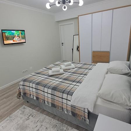 Apartamento Аэропорт-Номера 24/24 . Chisináu Exterior foto