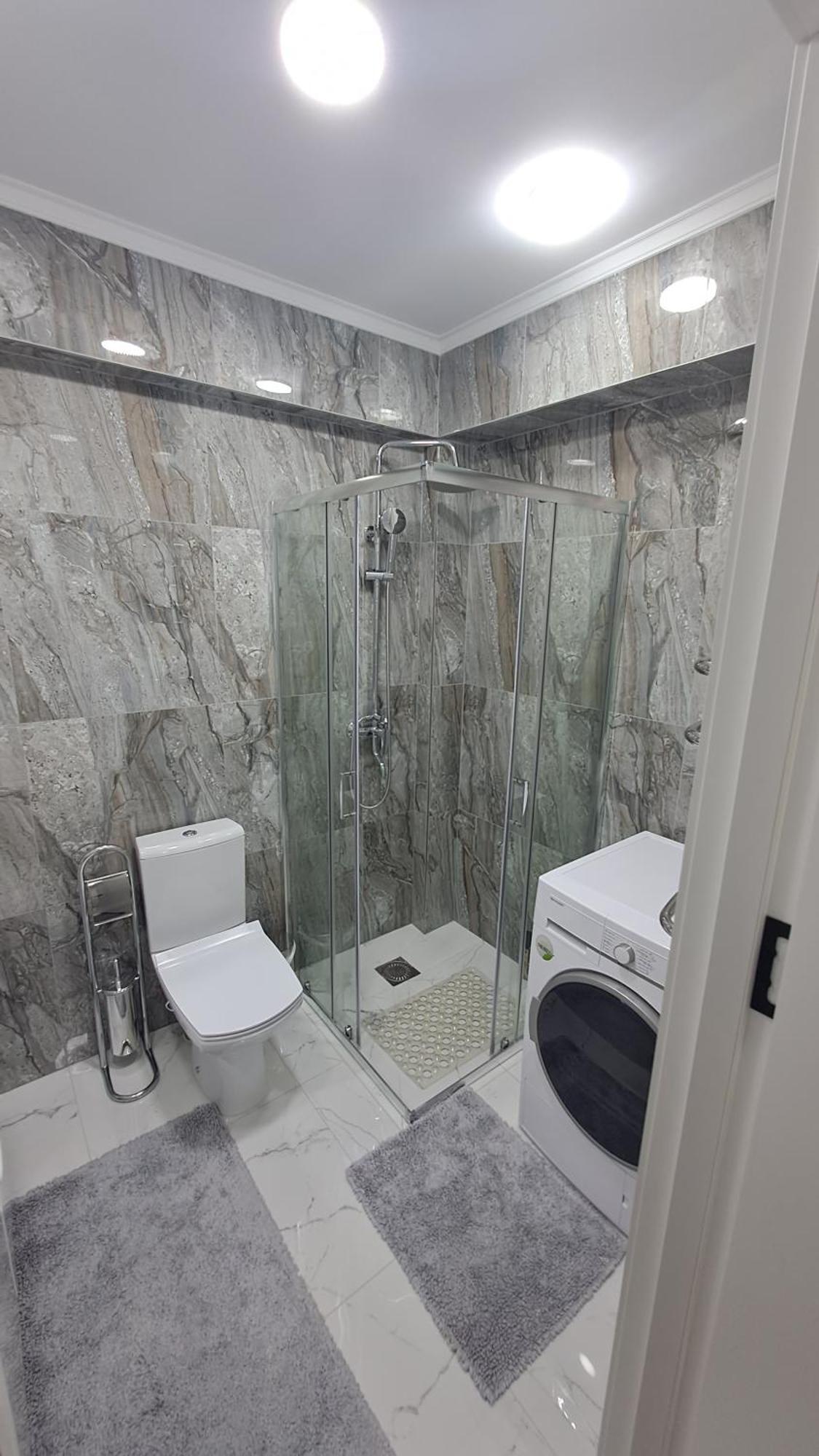 Apartamento Аэропорт-Номера 24/24 . Chisináu Exterior foto