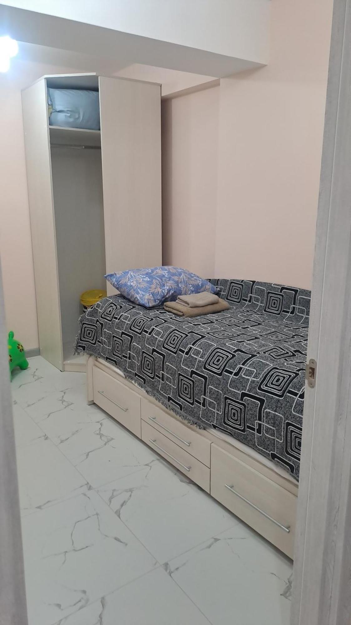 Apartamento Аэропорт-Номера 24/24 . Chisináu Habitación foto