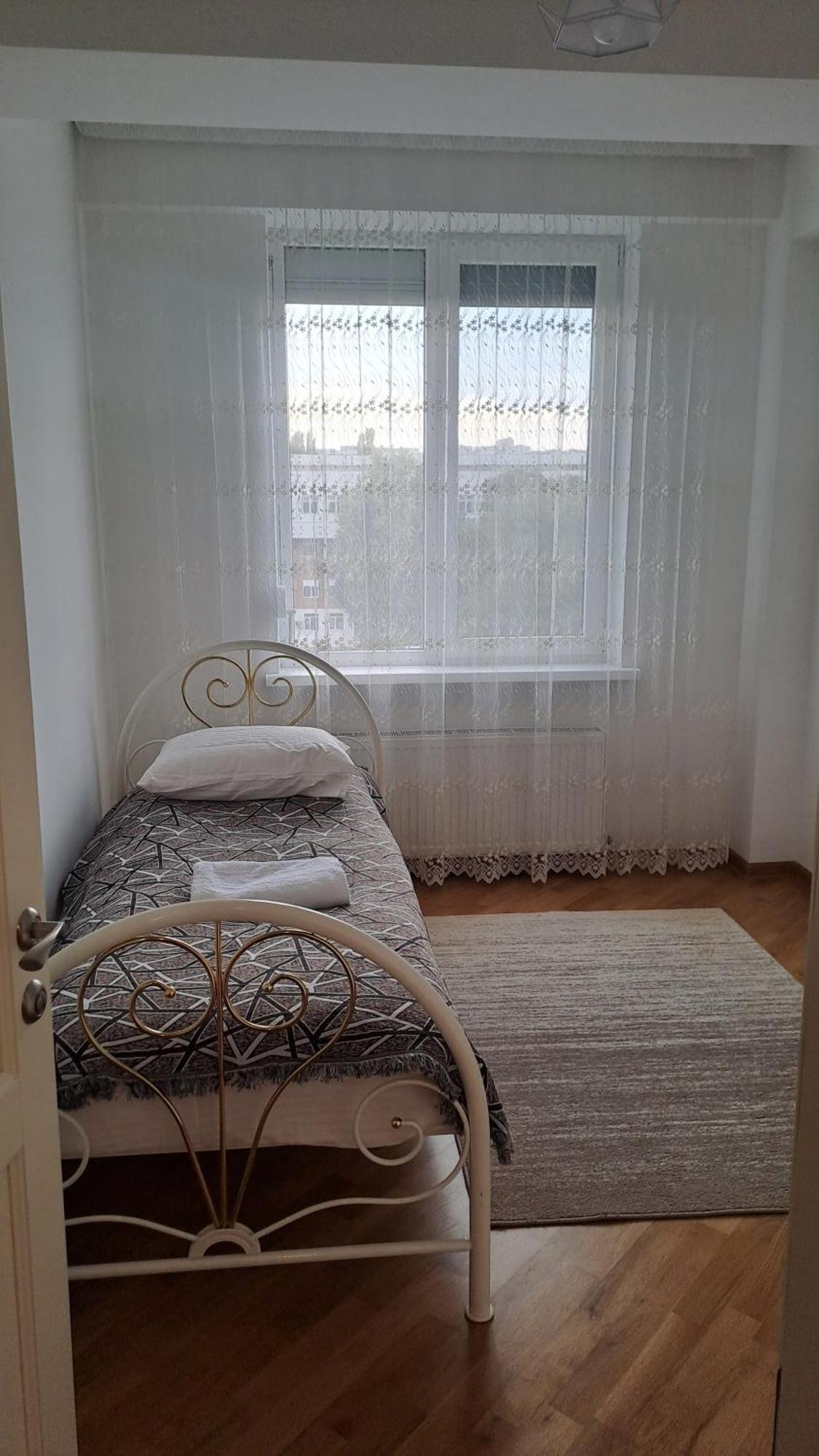 Apartamento Аэропорт-Номера 24/24 . Chisináu Habitación foto